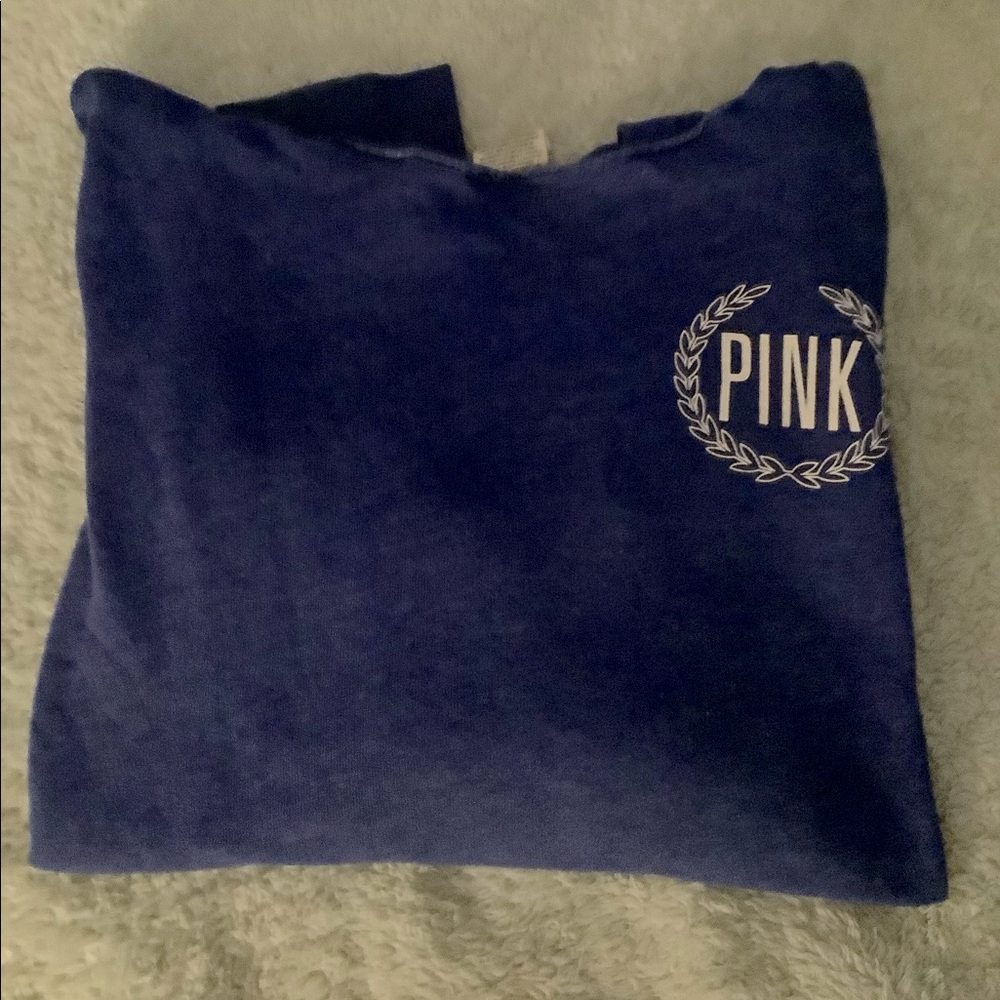V.S pink